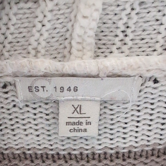 Elegant Beige and Cream Women's Cardigan - Picture 2 of 4